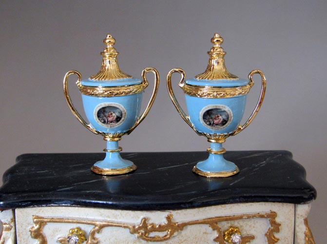 blue urns